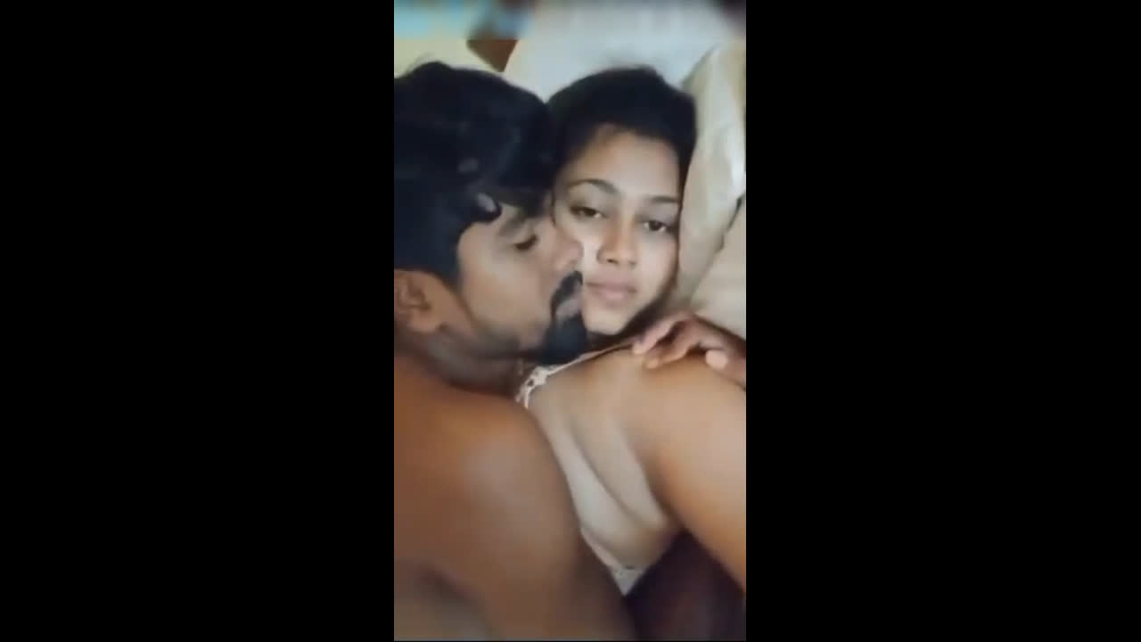 Beautiful Young girl boobs sucking Sex and Romance